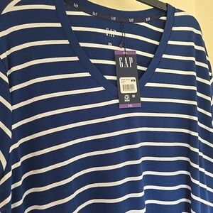 GAP Blue and White Striped V-Neck Long Sleeve Top